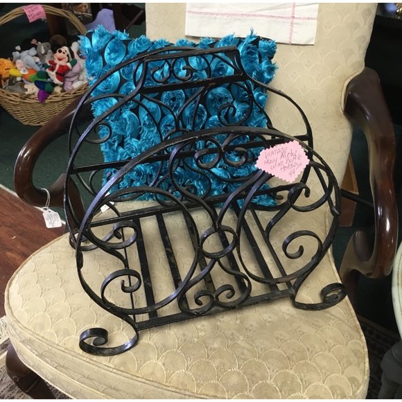 Vintage Wrought Iron Magazine Rack Industrial Victorian - Picture 3 of 3